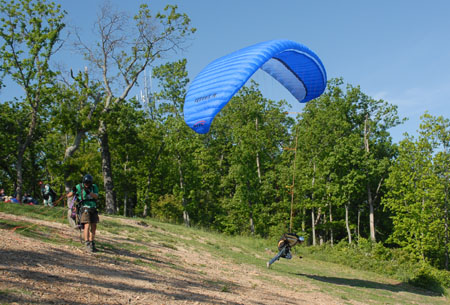 Eagle Rock FlyIn 2008 - Excellent form on SE Launch